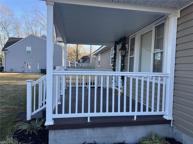 425 Waters RD, Chesapeake, VA 23322