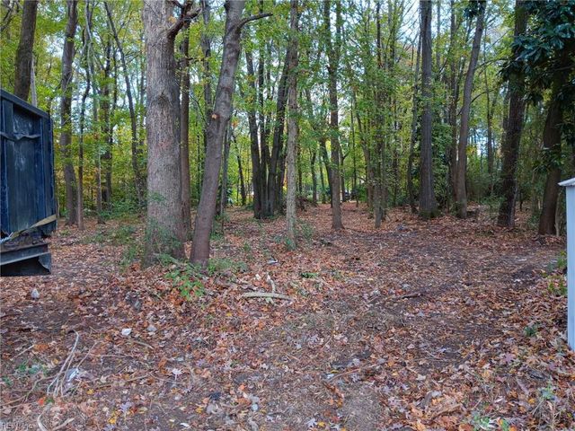 425 Waters RD, Chesapeake, VA 23322