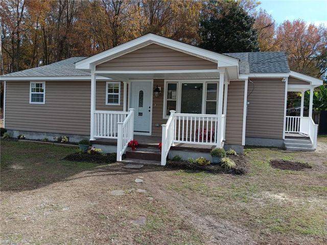 425 Waters RD, Chesapeake, VA 23322