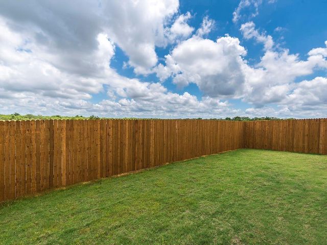 224 Lake GLN, San Marcos, TX 78666