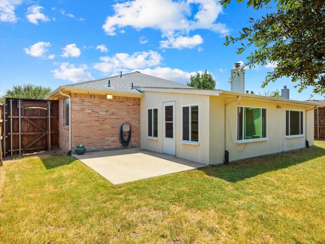 325 Lake Travis Drive, Wylie, TX 75098