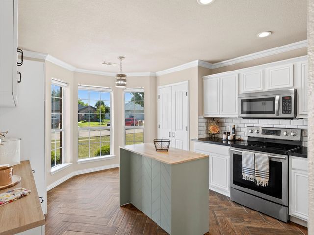 325 Lake Travis Drive, Wylie, TX 75098