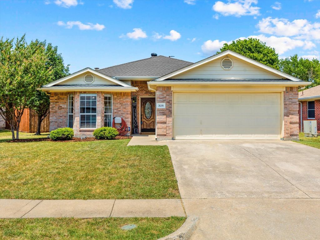 325 Lake Travis Drive, Wylie, TX 75098