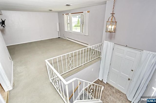294 Kastler Court, New Milford, NJ 07646