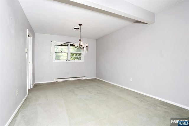 294 Kastler Court, New Milford, NJ 07646