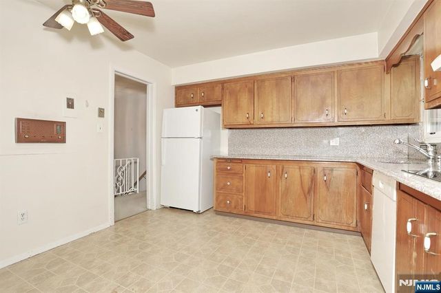 294 Kastler Court, New Milford, NJ 07646