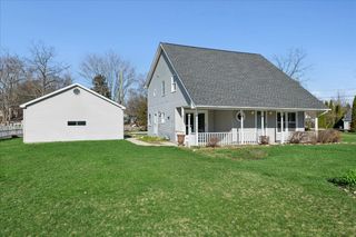 3303 Eastway Drive, Island Lake, IL 60042