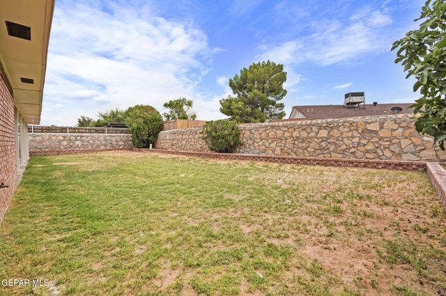11216 War Feather Drive, El Paso, TX 79936