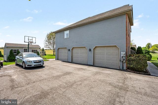 578 STARR AVENUE, Chambersburg, PA 17202