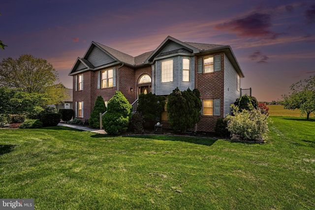 578 STARR AVENUE, Chambersburg, PA 17202