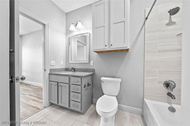 9225 R A Young Jr Drive, Fort Smith, AR 72916