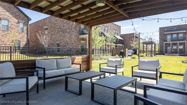 9225 R A Young Jr Drive, Fort Smith, AR 72916