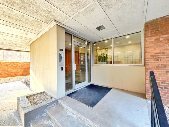 4970 N MARINE Drive 229, Chicago, IL 60640