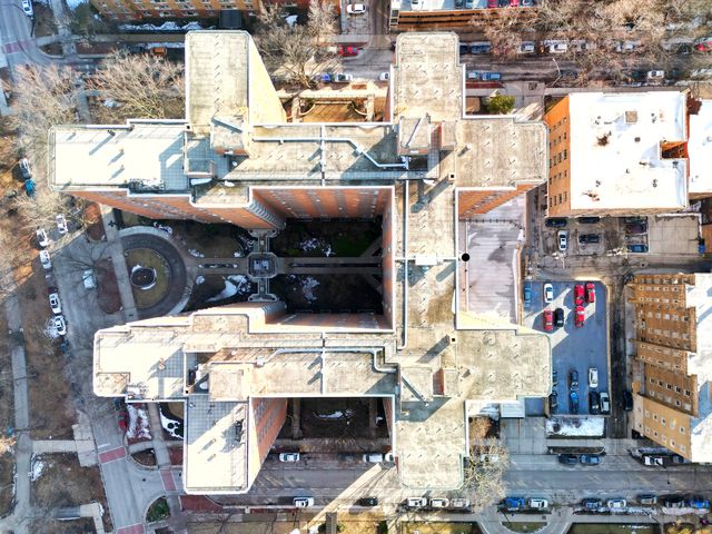 4970 N MARINE Drive 229, Chicago, IL 60640