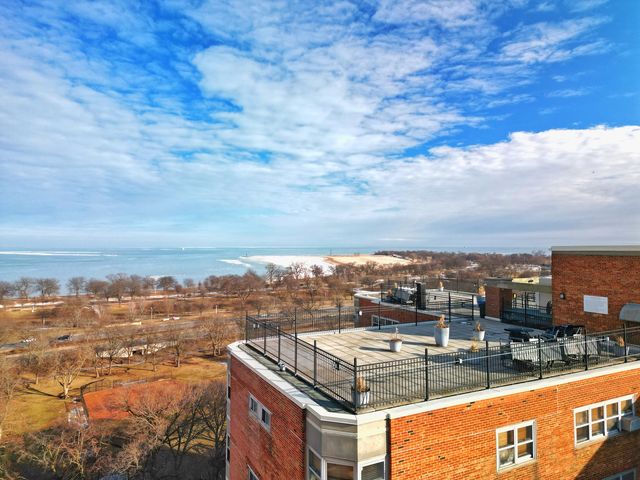 4970 N MARINE Drive 229, Chicago, IL 60640