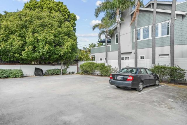 1052 Isabella Avenue D, Coronado, CA 92118