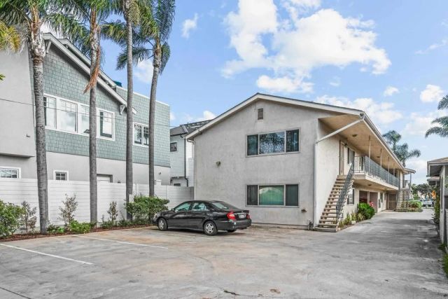 1052 Isabella Avenue D, Coronado, CA 92118