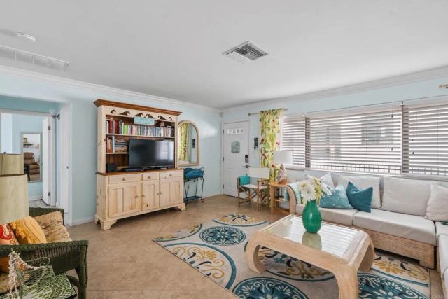 1052 Isabella Avenue D, Coronado, CA 92118