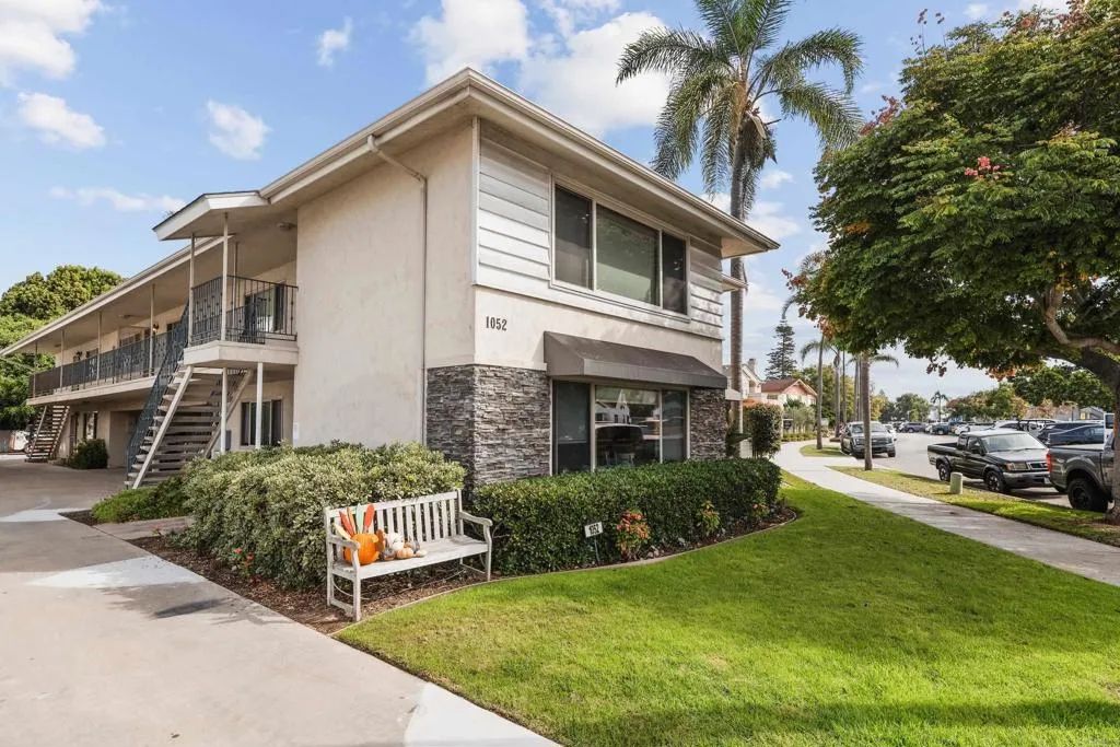 1052 Isabella Avenue D, Coronado, CA 92118
