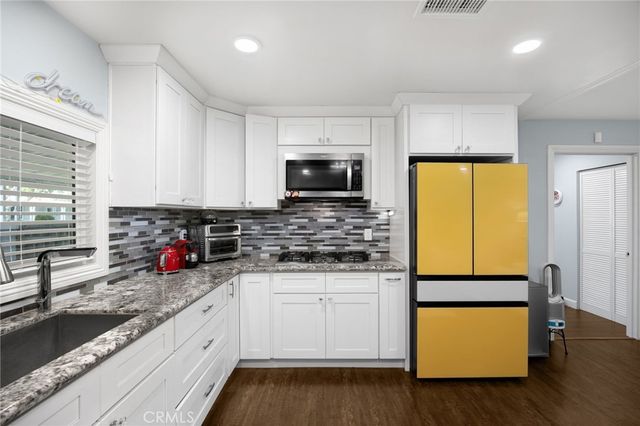 2251 Lake Glen Drive, La Habra, CA 90631