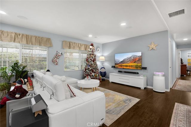 2251 Lake Glen Drive, La Habra, CA 90631