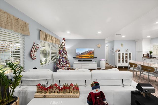 2251 Lake Glen Drive, La Habra, CA 90631