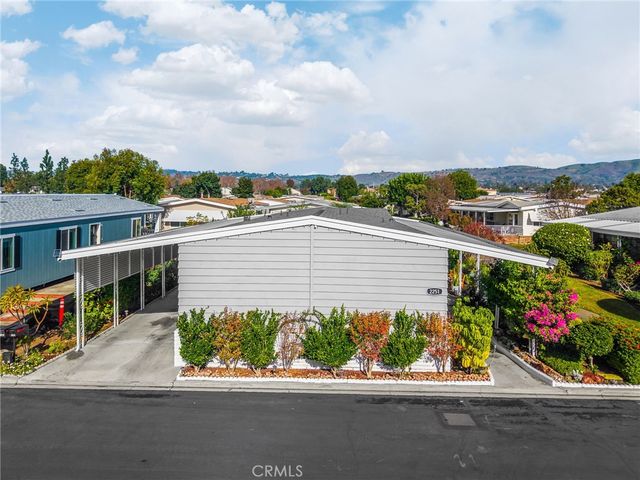 2251 Lake Glen Drive, La Habra, CA 90631