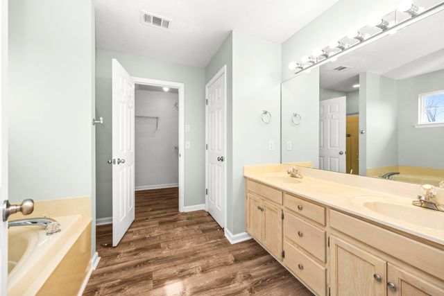 7028 Sugarplum Rd, Nashville, TN 37211