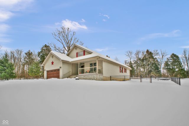 1405 E County Road 100 S, North Vernon, IN 47265