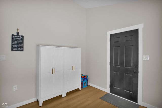 1405 E County Road 100 S, North Vernon, IN 47265