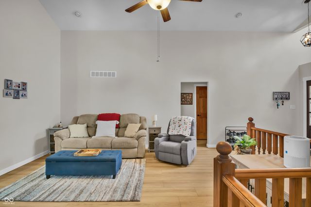 1405 E County Road 100 S, North Vernon, IN 47265