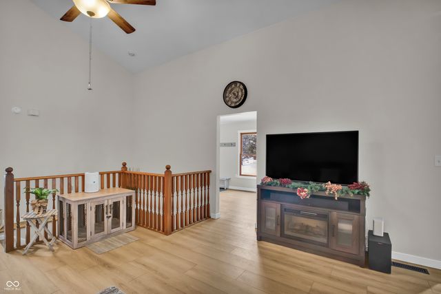 1405 E County Road 100 S, North Vernon, IN 47265