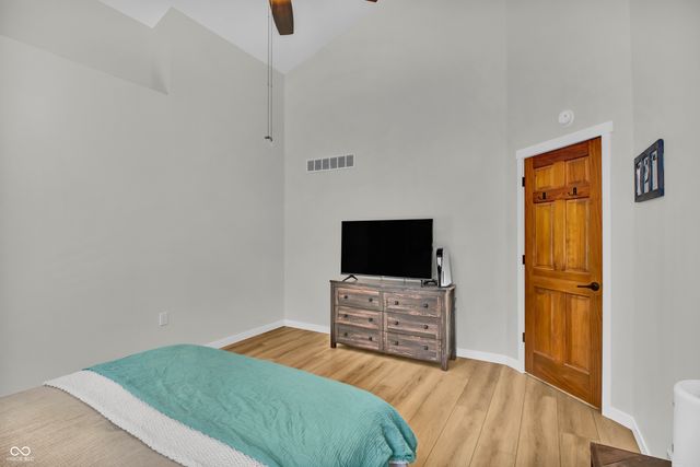 1405 E County Road 100 S, North Vernon, IN 47265