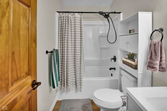 1405 E County Road 100 S, North Vernon, IN 47265