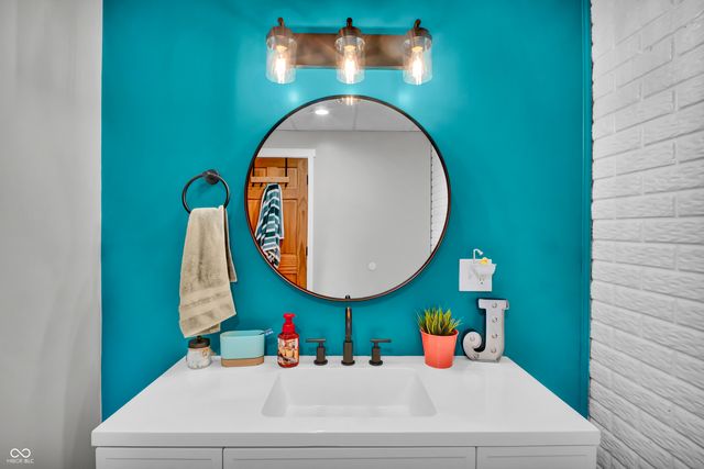 1405 E County Road 100 S, North Vernon, IN 47265