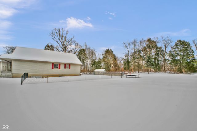 1405 E County Road 100 S, North Vernon, IN 47265