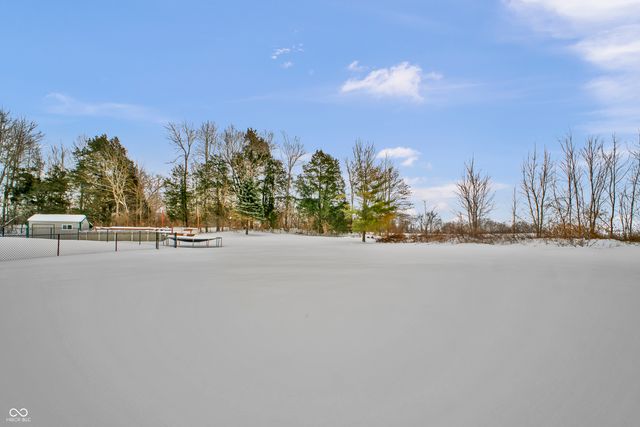 1405 E County Road 100 S, North Vernon, IN 47265