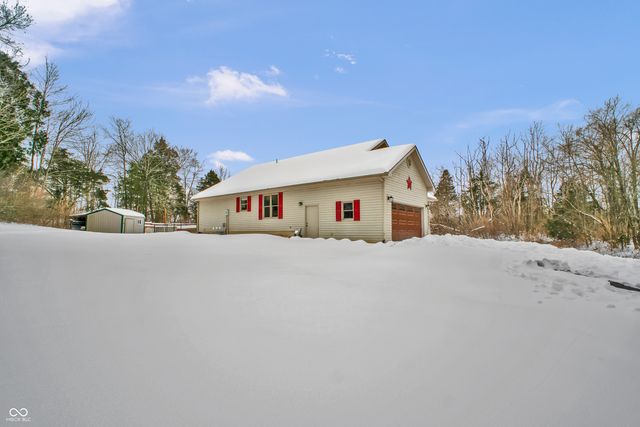 1405 E County Road 100 S, North Vernon, IN 47265