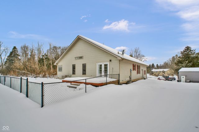 1405 E County Road 100 S, North Vernon, IN 47265