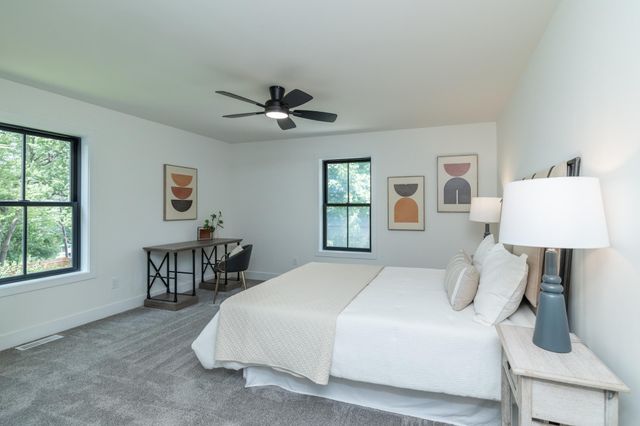 625 Ivy Falls Avenue, Mendota Heights, MN 55118