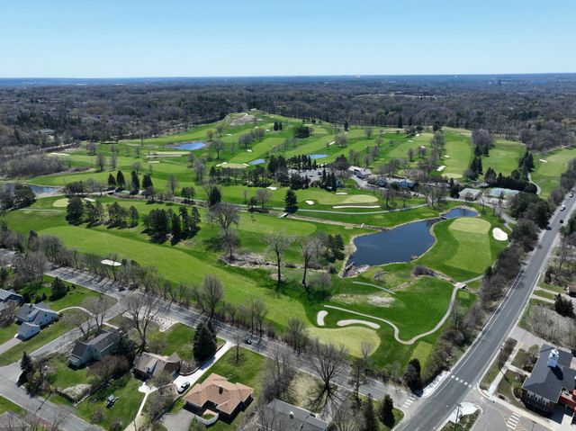 625 Ivy Falls Avenue, Mendota Heights, MN 55118