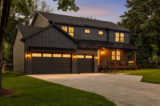 625 Ivy Falls Avenue, Mendota Heights, MN 55118