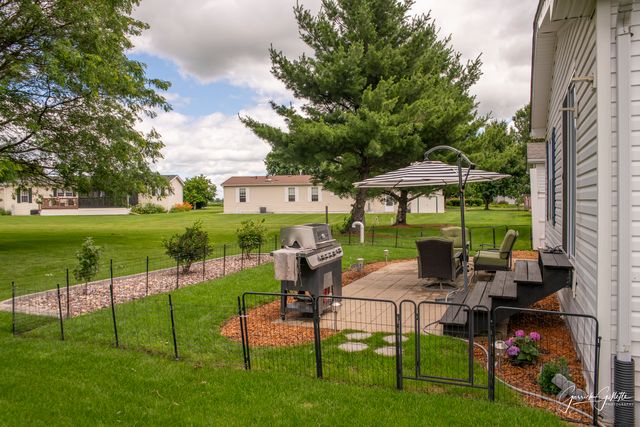 242A Meadowlark Lane, Sandwich, IL 60548