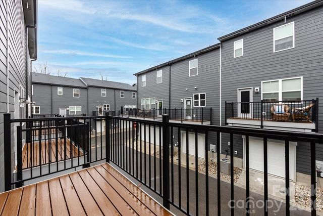 6012 Pivot Court, Charlotte, NC 28205