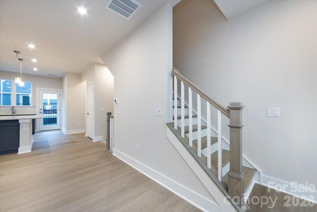 6012 Pivot Court, Charlotte, NC 28205