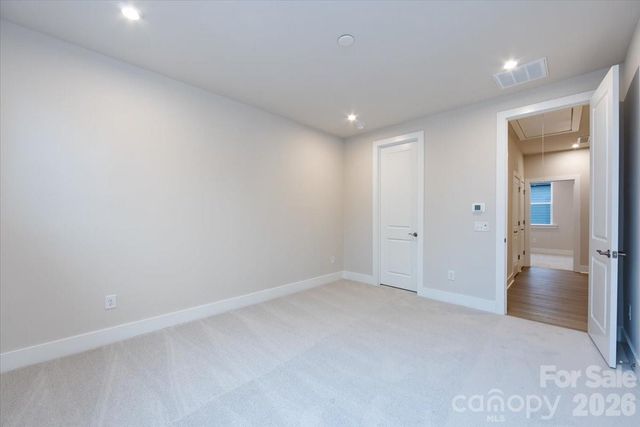 6012 Pivot Court, Charlotte, NC 28205