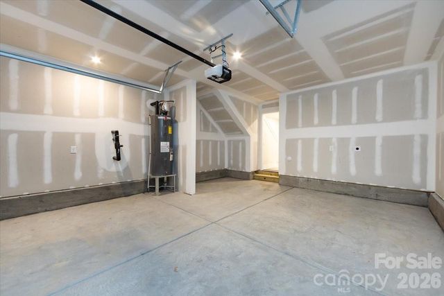 6012 Pivot Court, Charlotte, NC 28205