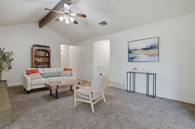 6449 Highview Terrace, Watauga, TX 76148