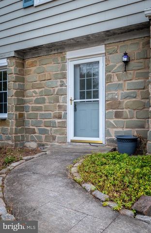 2126 ROBIN LN, Pottstown, PA 19465