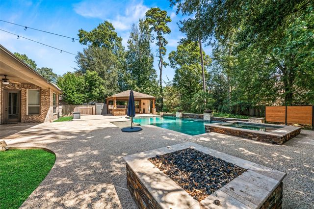 1809 Lily Meadows Drive, Conroe, TX 77304